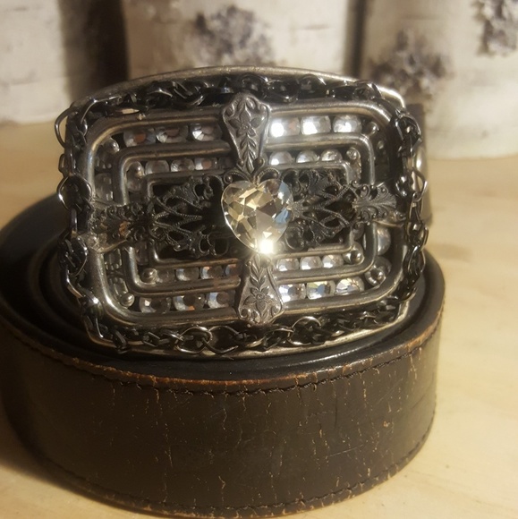 Belt Buckles & Leather - Picture 2 of 5